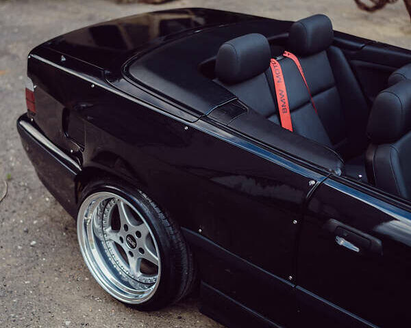 Черный БМВ 3 Серия, объемом двигателя 2.79 л и пробегом 188 тыс. км за 11500 $, фото 9 на Automoto.ua