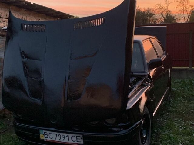 Черный БМВ 3 Серия, объемом двигателя 1.8 л и пробегом 330 тыс. км за 750 $, фото 1 на Automoto.ua