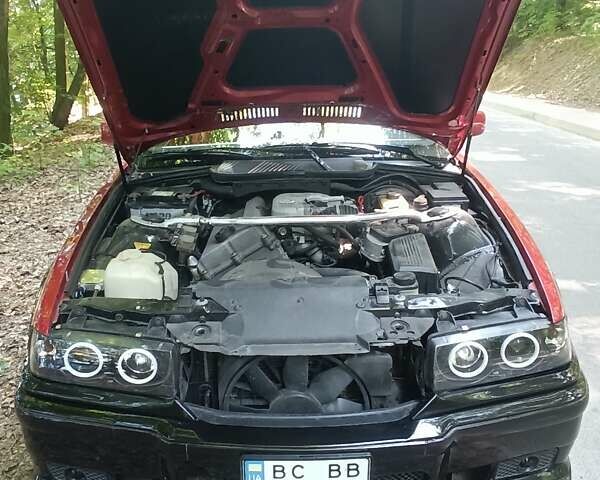 Черный БМВ 3 Серия, объемом двигателя 1.8 л и пробегом 250 тыс. км за 4500 $, фото 26 на Automoto.ua