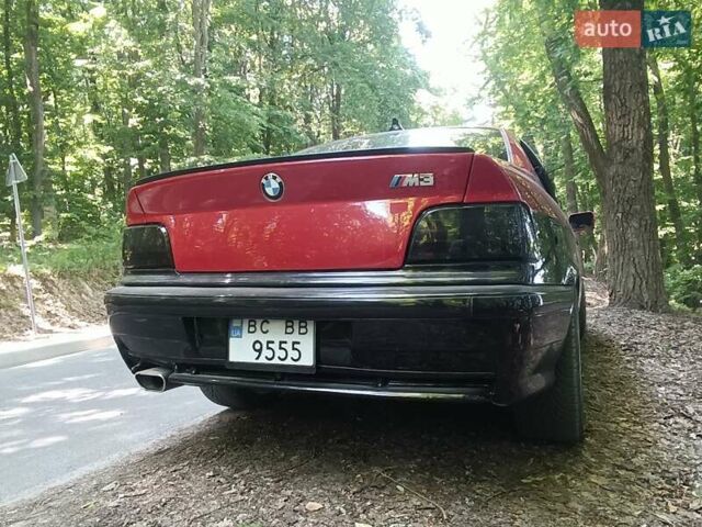 Черный БМВ 3 Серия, объемом двигателя 1.8 л и пробегом 250 тыс. км за 4500 $, фото 4 на Automoto.ua