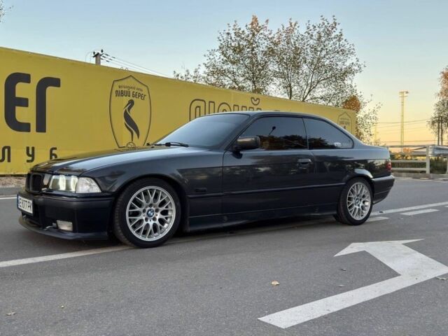 Черный БМВ 3 Серия, объемом двигателя 2 л и пробегом 200 тыс. км за 5000 $, фото 6 на Automoto.ua