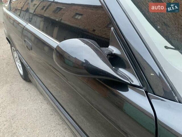 Чорний БМВ 3 Серія, об'ємом двигуна 1.6 л та пробігом 300 тис. км за 3500 $, фото 6 на Automoto.ua