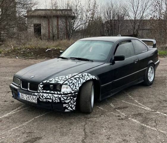 Черный БМВ 3 Серия, объемом двигателя 0 л и пробегом 300 тыс. км за 1625 $, фото 6 на Automoto.ua