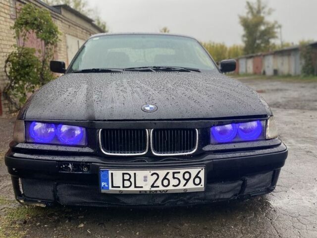 Чорний БМВ 3 Серія, об'ємом двигуна 0 л та пробігом 300 тис. км за 2200 $, фото 2 на Automoto.ua