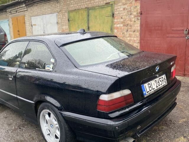 Чорний БМВ 3 Серія, об'ємом двигуна 0 л та пробігом 300 тис. км за 2200 $, фото 4 на Automoto.ua