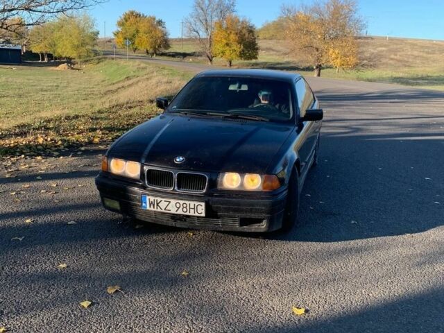 Черный БМВ 3 Серия, объемом двигателя 1.8 л и пробегом 250 тыс. км за 1500 $, фото 2 на Automoto.ua