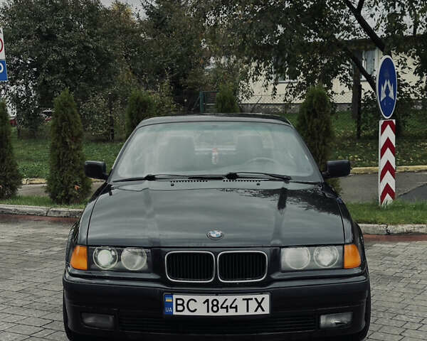 Чорний БМВ 3 Серія, об'ємом двигуна 1.99 л та пробігом 464 тис. км за 4500 $, фото 4 на Automoto.ua