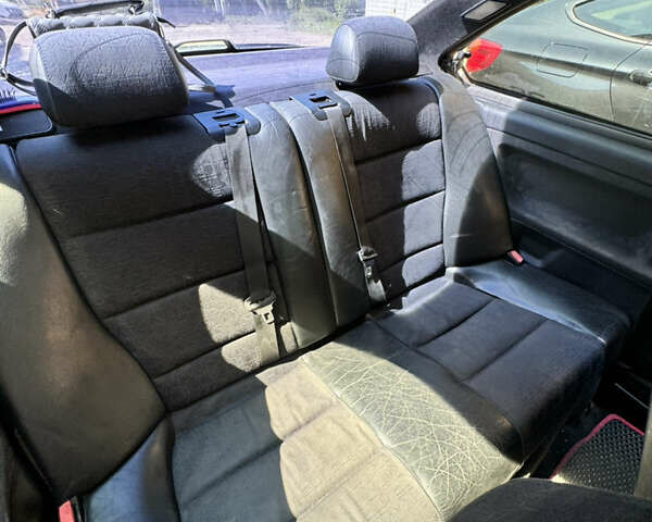 Черный БМВ 3 Серия, объемом двигателя 1.6 л и пробегом 330 тыс. км за 3000 $, фото 3 на Automoto.ua