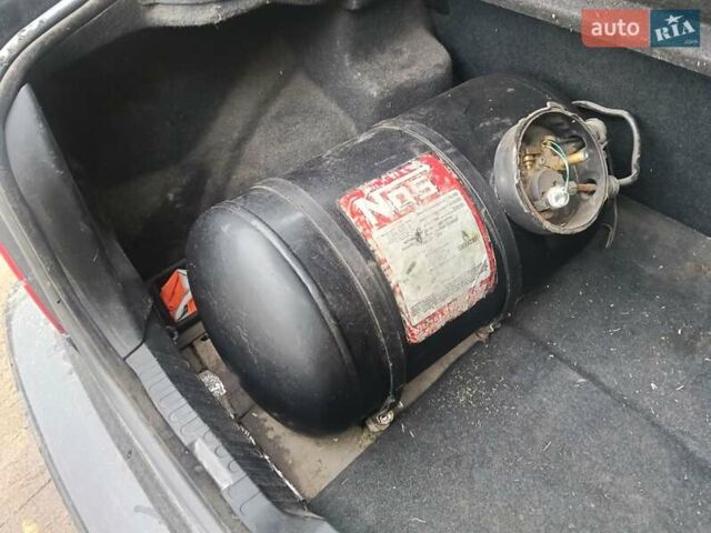 Черный БМВ 3 Серия, объемом двигателя 1.6 л и пробегом 377 тыс. км за 2700 $, фото 7 на Automoto.ua