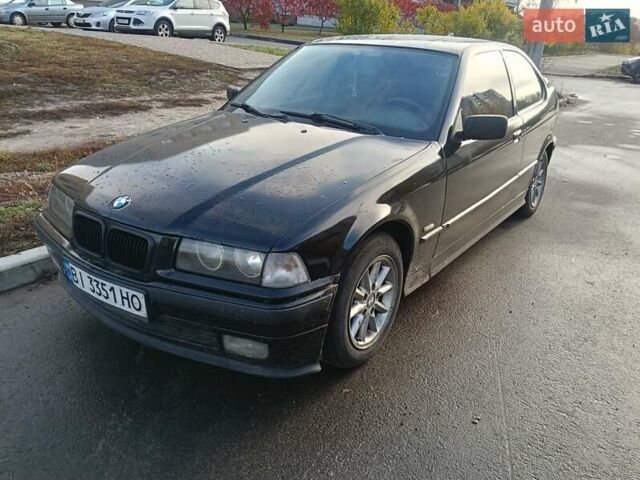 Черный БМВ 3 Серия, объемом двигателя 1.6 л и пробегом 377 тыс. км за 2700 $, фото 9 на Automoto.ua