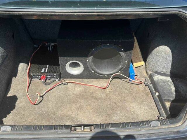 Черный БМВ 3 Серия, объемом двигателя 2.8 л и пробегом 262 тыс. км за 5600 $, фото 16 на Automoto.ua