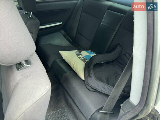 Черный БМВ 3 Серия, объемом двигателя 1.9 л и пробегом 411 тыс. км за 5300 $, фото 5 на Automoto.ua