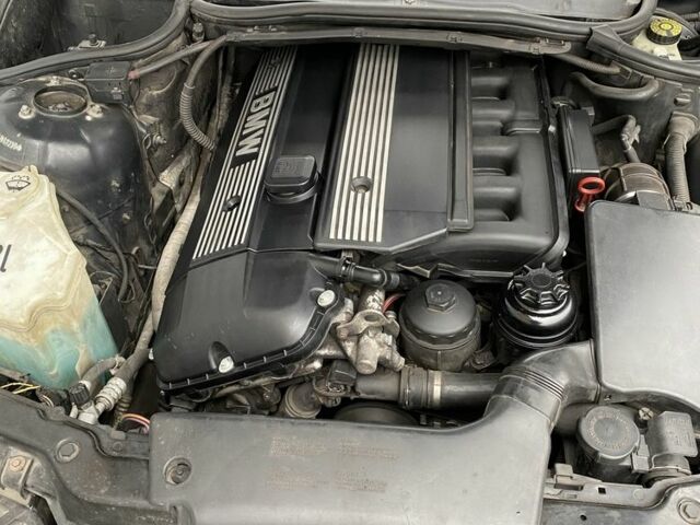 Чорний БМВ 3 Серія, об'ємом двигуна 2.2 л та пробігом 374 тис. км за 5791 $, фото 4 на Automoto.ua