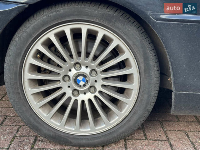 Черный БМВ 3 Серия, объемом двигателя 2.98 л и пробегом 313 тыс. км за 8000 $, фото 7 на Automoto.ua
