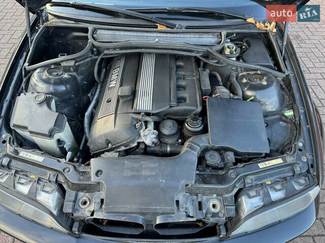 Черный БМВ 3 Серия, объемом двигателя 2.98 л и пробегом 313 тыс. км за 8000 $, фото 12 на Automoto.ua