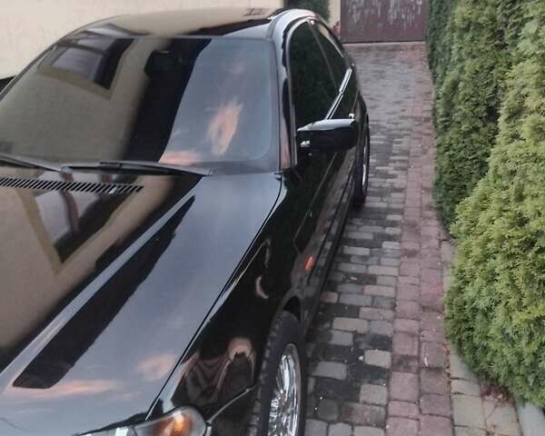 Черный БМВ 3 Серия, объемом двигателя 1.8 л и пробегом 300 тыс. км за 4200 $, фото 5 на Automoto.ua