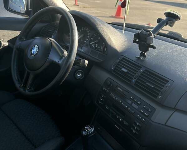 Черный БМВ 3 Серия, объемом двигателя 2 л и пробегом 319 тыс. км за 4800 $, фото 8 на Automoto.ua