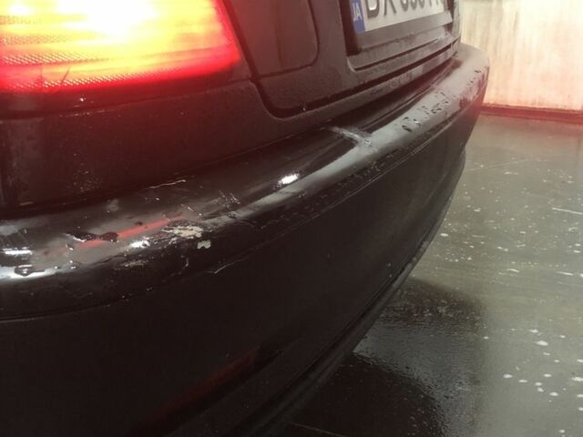 Черный БМВ 3 Серия, объемом двигателя 2.2 л и пробегом 342 тыс. км за 4500 $, фото 7 на Automoto.ua