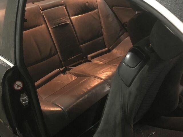 Черный БМВ 3 Серия, объемом двигателя 2.2 л и пробегом 342 тыс. км за 4500 $, фото 9 на Automoto.ua