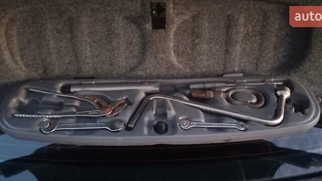 Чорний БМВ 3 Серія, об'ємом двигуна 2 л та пробігом 380 тис. км за 6000 $, фото 17 на Automoto.ua