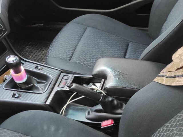 Черный БМВ 3 Серия, объемом двигателя 1 л и пробегом 2 тыс. км за 3000 $, фото 3 на Automoto.ua