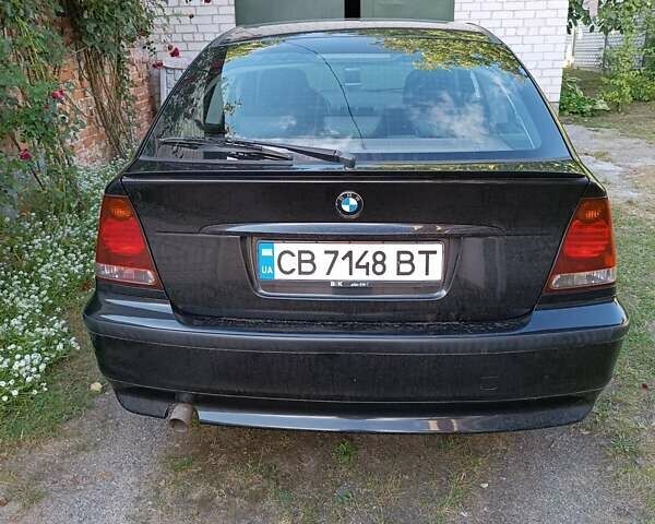 Черный БМВ 3 Серия, объемом двигателя 1.8 л и пробегом 302 тыс. км за 5400 $, фото 5 на Automoto.ua