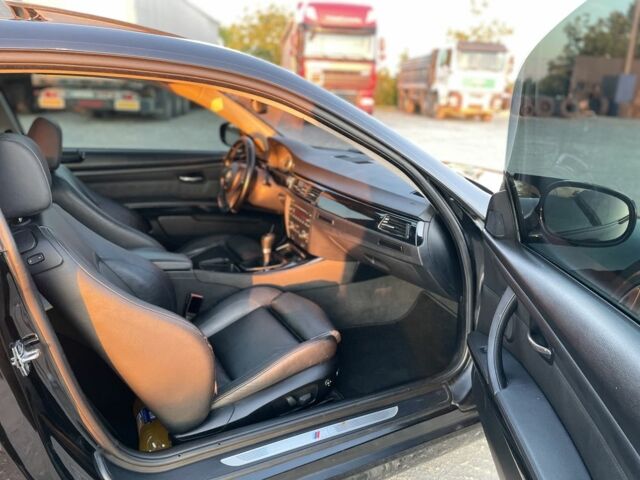 Черный БМВ 3 Серия, объемом двигателя 3 л и пробегом 122 тыс. км за 12700 $, фото 13 на Automoto.ua