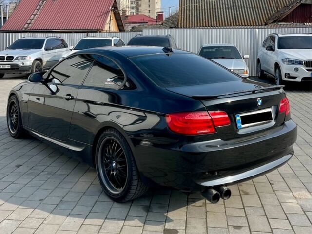 Черный БМВ 3 Серия, объемом двигателя 2 л и пробегом 243 тыс. км за 8300 $, фото 6 на Automoto.ua