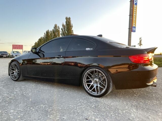 Черный БМВ 3 Серия, объемом двигателя 3 л и пробегом 122 тыс. км за 12700 $, фото 6 на Automoto.ua