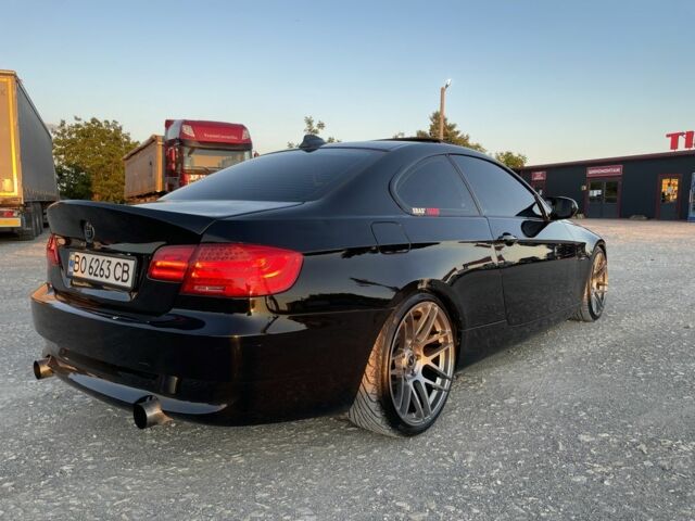 Черный БМВ 3 Серия, объемом двигателя 3 л и пробегом 122 тыс. км за 12700 $, фото 8 на Automoto.ua