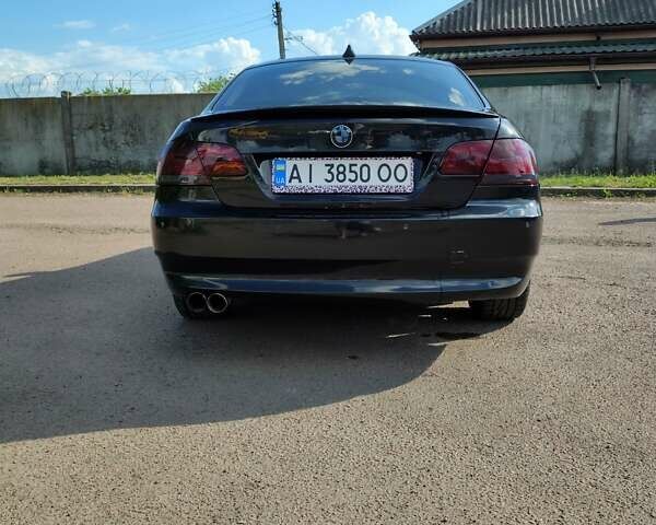 Черный БМВ 3 Серия, объемом двигателя 2 л и пробегом 185 тыс. км за 8000 $, фото 4 на Automoto.ua