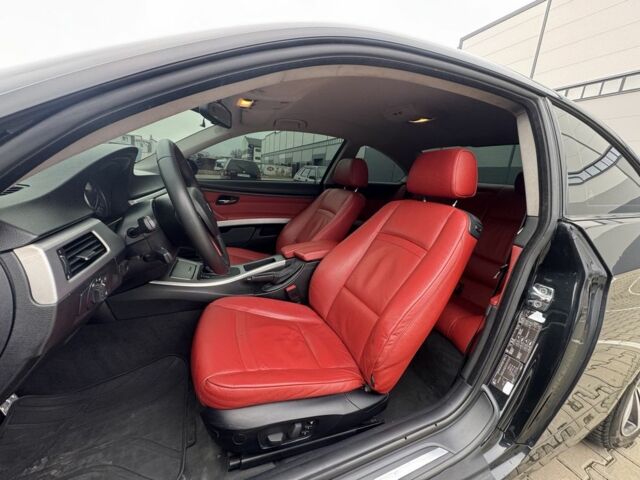 Чорний БМВ 3 Серія, об'ємом двигуна 2.5 л та пробігом 230 тис. км за 8200 $, фото 10 на Automoto.ua