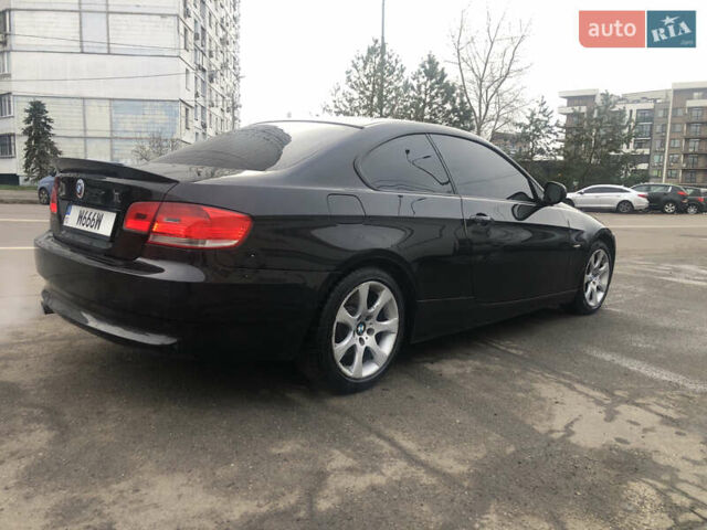Черный БМВ 3 Серия, объемом двигателя 2 л и пробегом 294 тыс. км за 10400 $, фото 4 на Automoto.ua