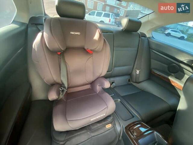 Черный БМВ 3 Серия, объемом двигателя 3 л и пробегом 194 тыс. км за 8800 $, фото 11 на Automoto.ua