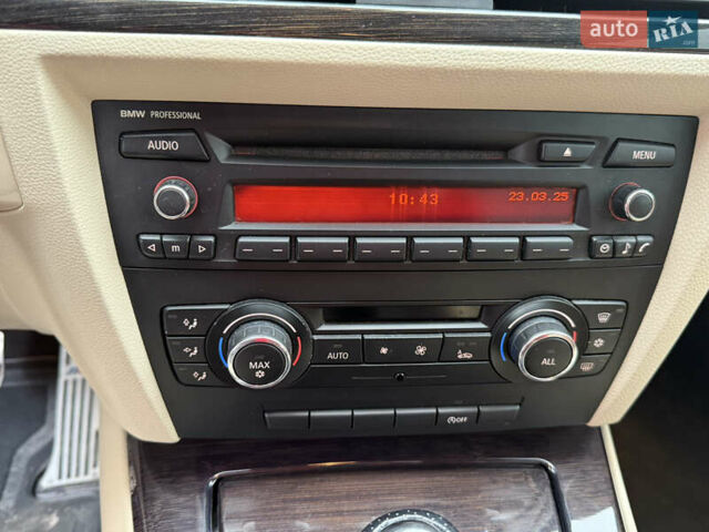 Чорний БМВ 3 Серія, об'ємом двигуна 2 л та пробігом 312 тис. км за 10300 $, фото 22 на Automoto.ua
