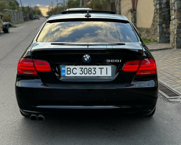 Черный БМВ 3 Серия, объемом двигателя 3 л и пробегом 215 тыс. км за 7800 $, фото 6 на Automoto.ua