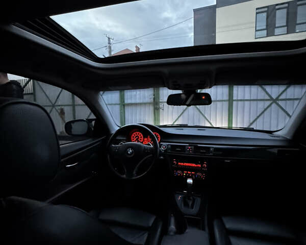 Черный БМВ 3 Серия, объемом двигателя 3 л и пробегом 215 тыс. км за 7800 $, фото 15 на Automoto.ua