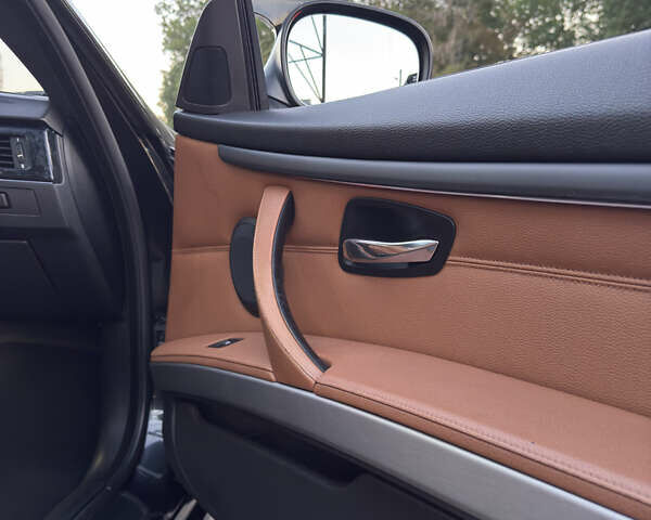 Черный БМВ 3 Серия, объемом двигателя 2 л и пробегом 267 тыс. км за 11999 $, фото 17 на Automoto.ua