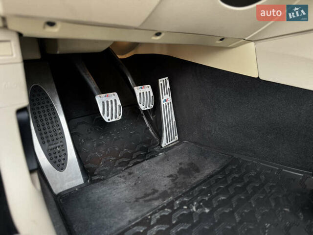 Чорний БМВ 3 Серія, об'ємом двигуна 2 л та пробігом 315 тис. км за 9500 $, фото 34 на Automoto.ua