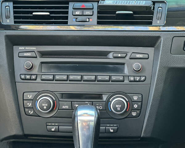 Чорний БМВ 3 Серія, об'ємом двигуна 3 л та пробігом 217 тис. км за 8499 $, фото 35 на Automoto.ua