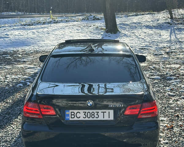 Чорний БМВ 3 Серія, об'ємом двигуна 3 л та пробігом 217 тис. км за 8499 $, фото 8 на Automoto.ua
