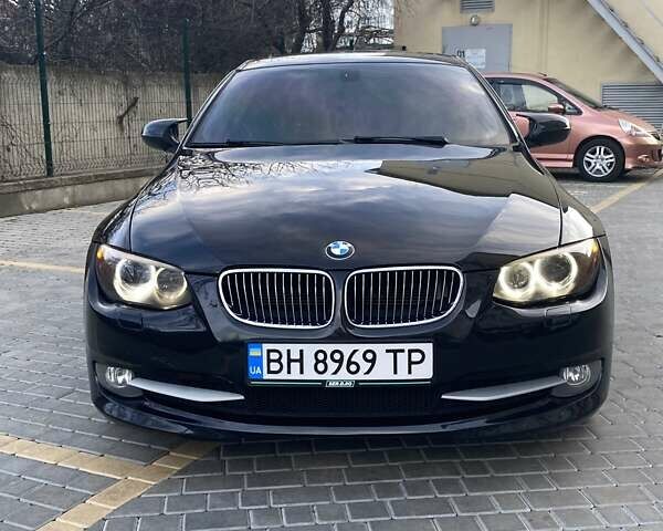Черный БМВ 3 Серия, объемом двигателя 3 л и пробегом 194 тыс. км за 8800 $, фото 1 на Automoto.ua