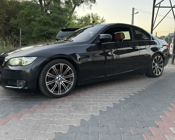 Черный БМВ 3 Серия, объемом двигателя 2 л и пробегом 267 тыс. км за 11999 $, фото 5 на Automoto.ua