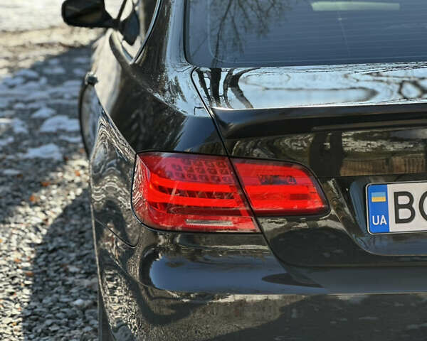 Чорний БМВ 3 Серія, об'ємом двигуна 3 л та пробігом 217 тис. км за 8499 $, фото 10 на Automoto.ua