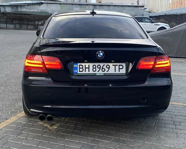 Черный БМВ 3 Серия, объемом двигателя 3 л и пробегом 194 тыс. км за 8800 $, фото 9 на Automoto.ua