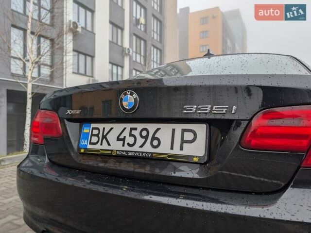 Черный БМВ 3 Серия, объемом двигателя 3 л и пробегом 204 тыс. км за 10000 $, фото 26 на Automoto.ua