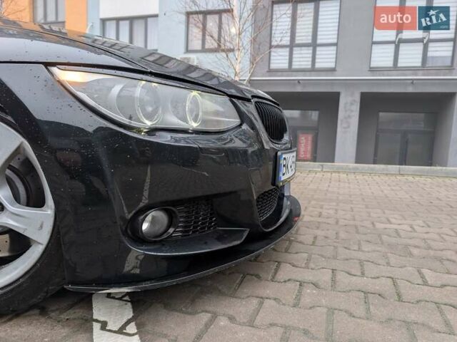 Черный БМВ 3 Серия, объемом двигателя 3 л и пробегом 204 тыс. км за 10000 $, фото 6 на Automoto.ua