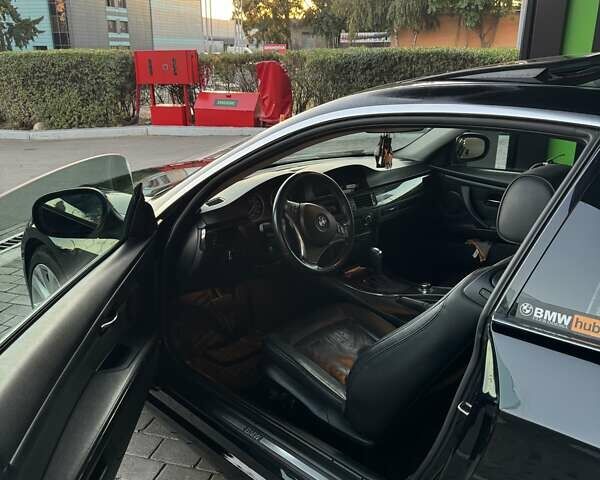 Черный БМВ 3 Серия, объемом двигателя 3 л и пробегом 185 тыс. км за 11500 $, фото 5 на Automoto.ua