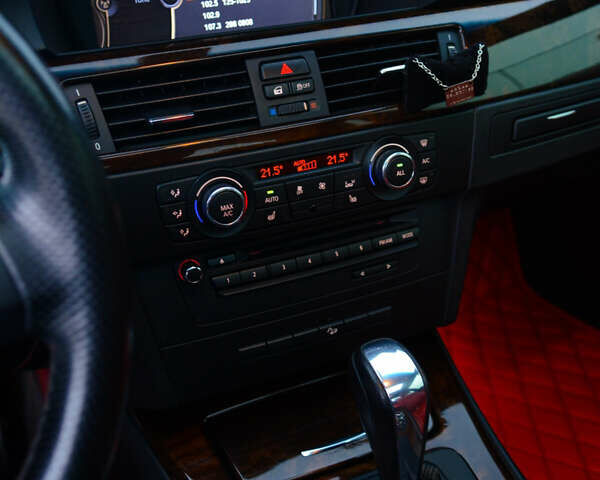 Черный БМВ 3 Серия, объемом двигателя 3 л и пробегом 180 тыс. км за 8700 $, фото 20 на Automoto.ua