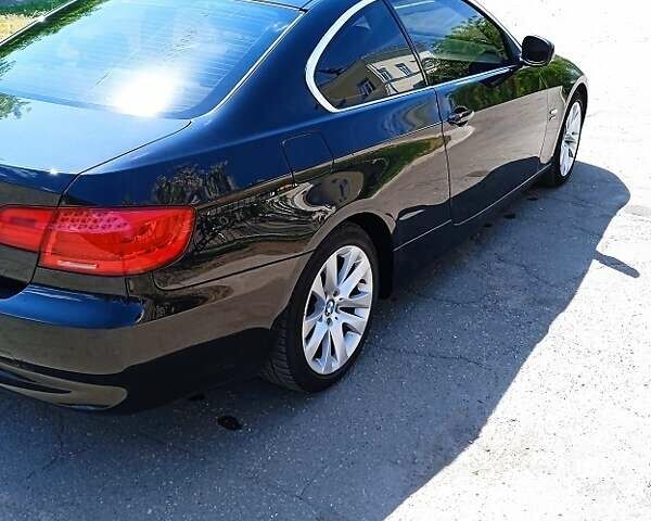 Чорний БМВ 3 Серія, об'ємом двигуна 3 л та пробігом 160 тис. км за 11500 $, фото 9 на Automoto.ua